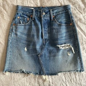 Levi’s Denim Skirt size 26